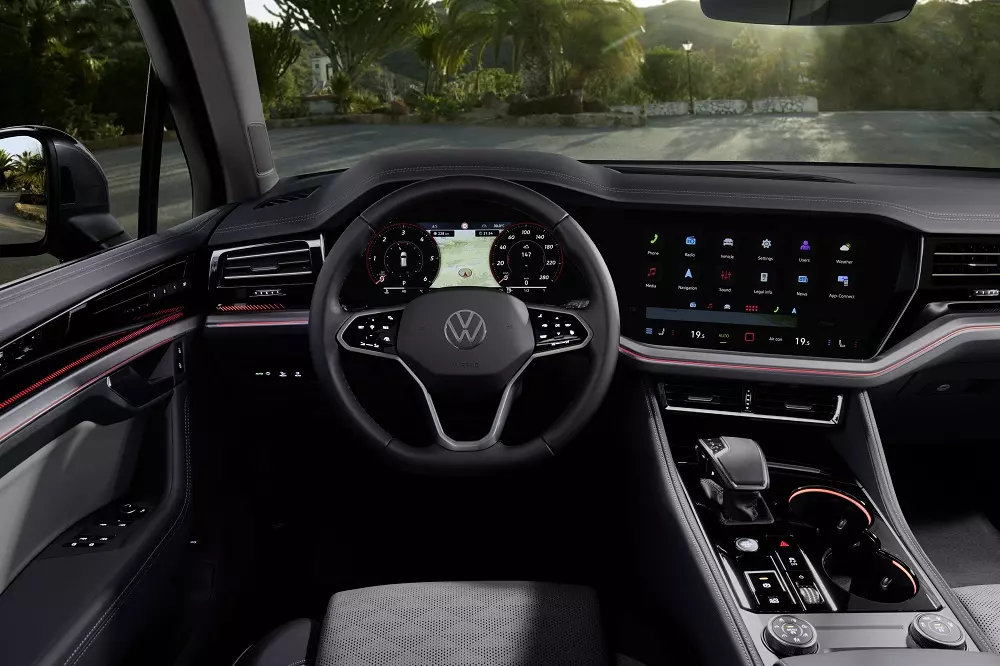 Nội thất của Volkswagen Touareg 2025 bản Highline